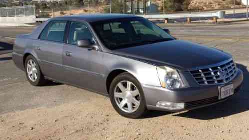 Cadillac DTS (2007)