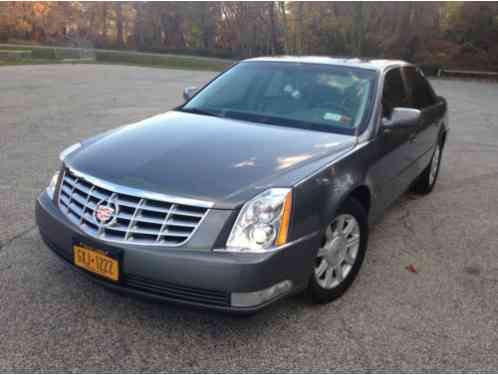 Cadillac DTS (2008)