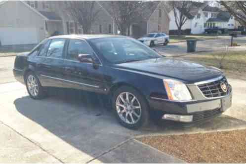 Cadillac DTS DTS (2006)