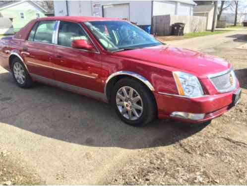 Cadillac DTS (2009)