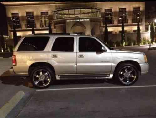 Cadillac Escalade (2004)