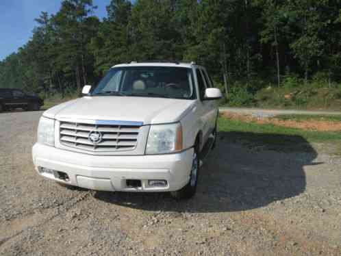 2003 Cadillac Escalade