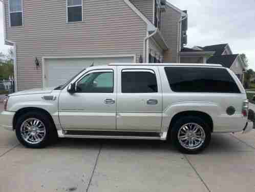 2004 Cadillac Escalade ESV