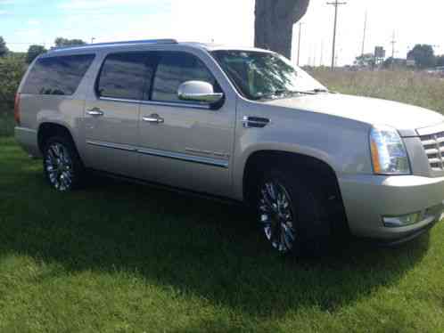 Cadillac Escalade ESV Luxury (2008)