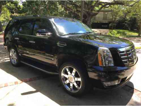 Cadillac Escalade LUXURY (2012)