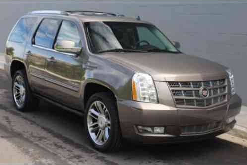 Cadillac Escalade Premium (2013)