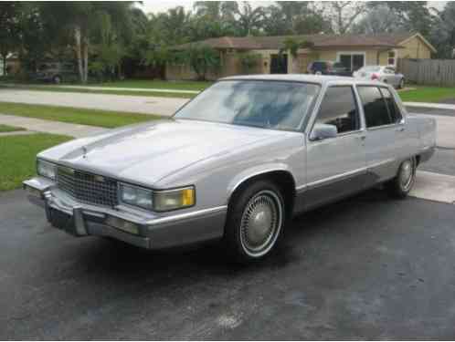 Cadillac Fleetwood (1990)