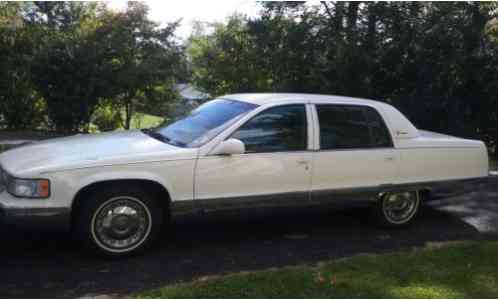 19950000 Cadillac Fleetwood Brougham