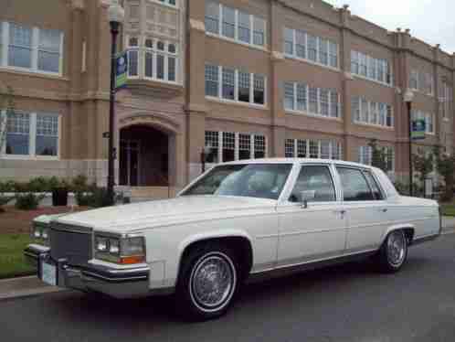 Cadillac Fleetwood (1984)