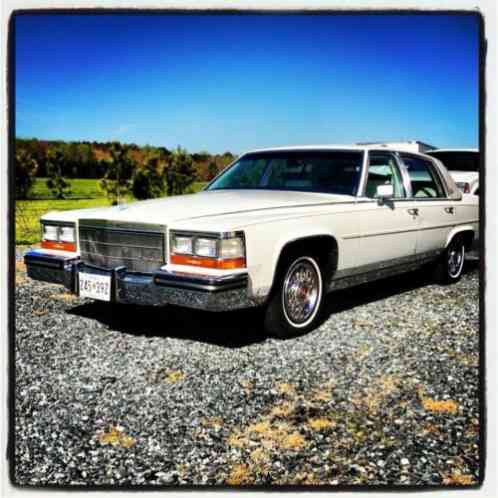 Cadillac Fleetwood (1986)