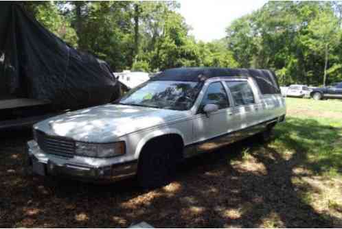 1993 Cadillac Fleetwood Funeral