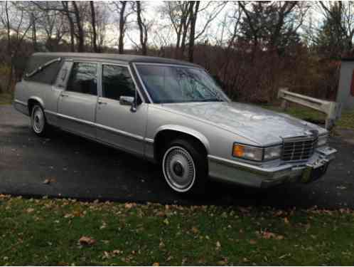 Cadillac HEARSE (1992)