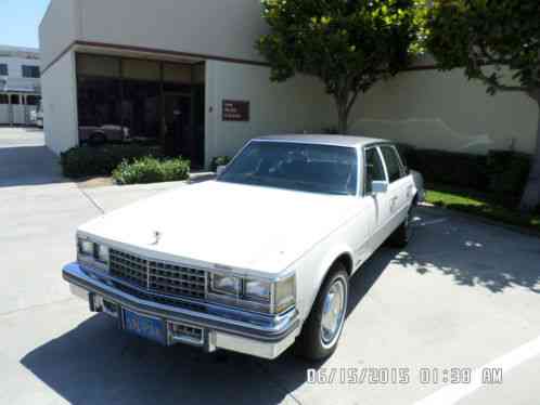 Cadillac Seville Cadillac Seville (1976)