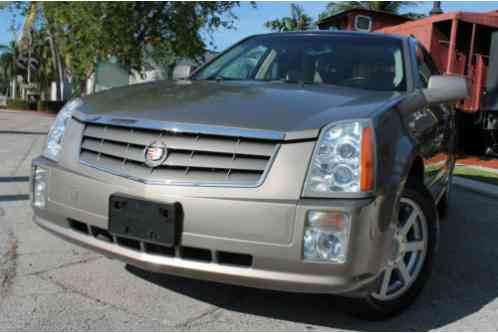 2004 Cadillac SRX 4. 6 Liter V-8 Premium All-Wheel Drive Luxury SUV