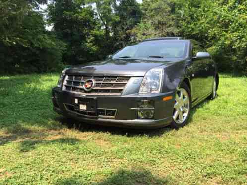 Cadillac STS (2011)