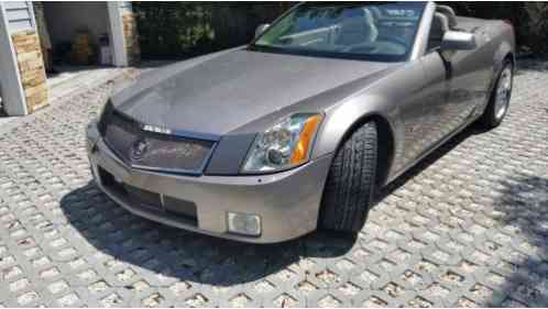 Cadillac XLR (2004)