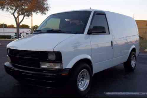 Chevrolet Astro (2000)