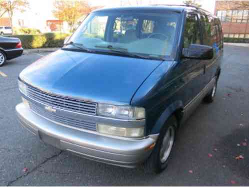 Chevrolet Astro (2002)