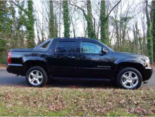 Chevrolet Avalanche LOADED (2011)