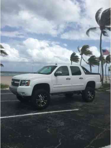 Chevrolet Avalanche (2008)