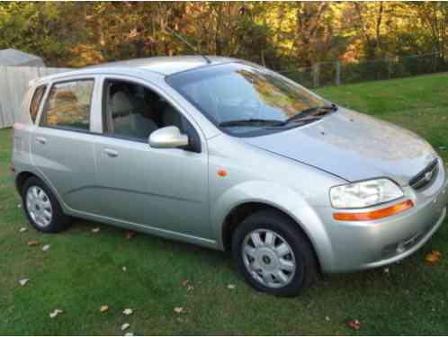 Chevrolet Aveo LS (2004)