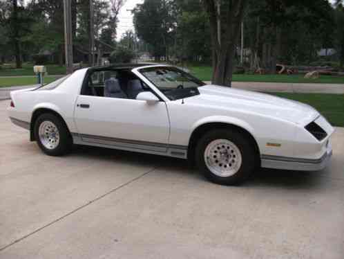 Chevrolet Camaro Z28 (1993)