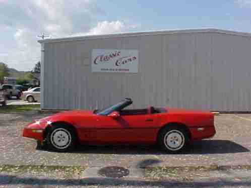 Chevrolet Corvette CONVERTIBLE (1986)