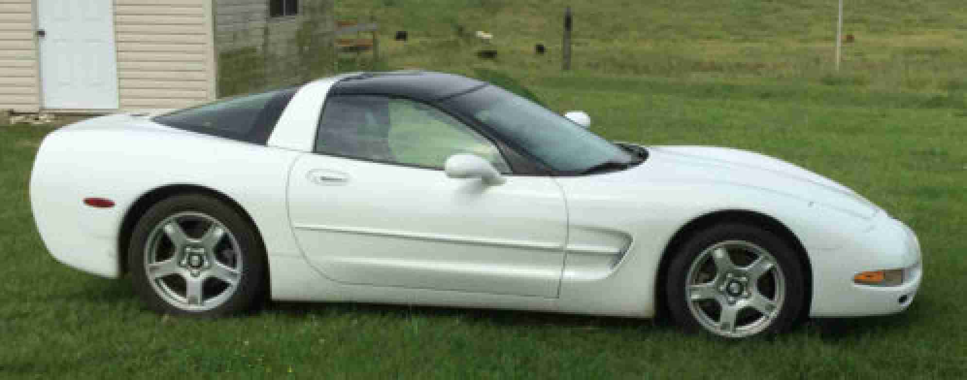 Chevrolet Corvette Coup With (1998)