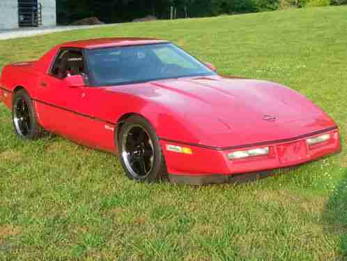 1986 Chevrolet Corvette indy 500 pace car