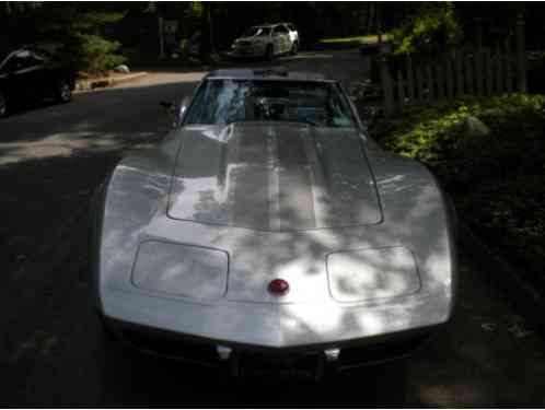 Chevrolet Corvette L82 (1975)