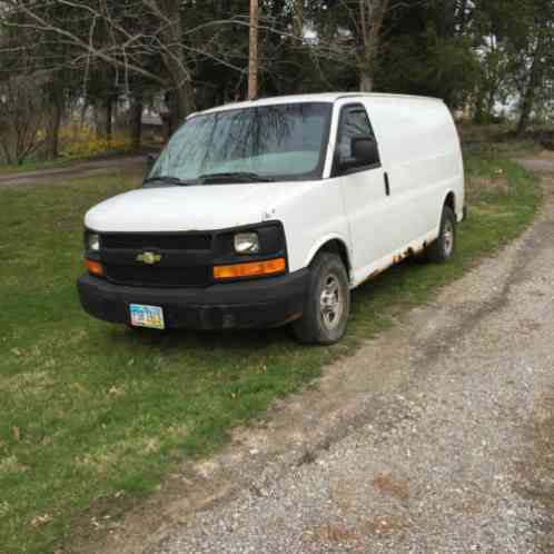 Chevrolet Express 1500 (2004)