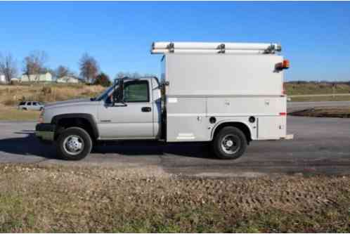 Chevrolet Silverado 3500 LS (2006)