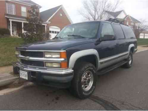 Chevrolet Suburban 1500 (1997)