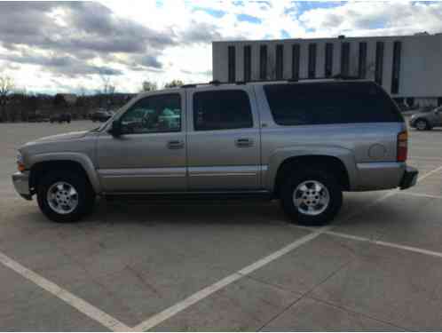 Chevrolet Suburban 4dr 1500 4WD (2001)