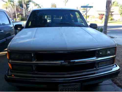 Chevrolet Suburban (1995)