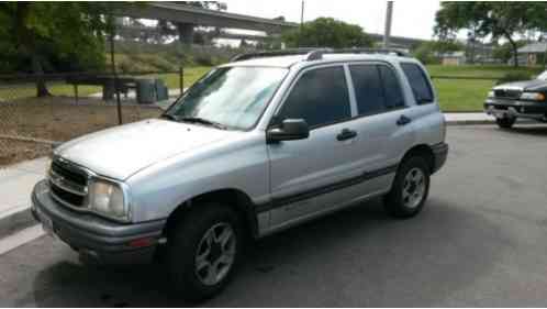 2003 Chevrolet Tracker