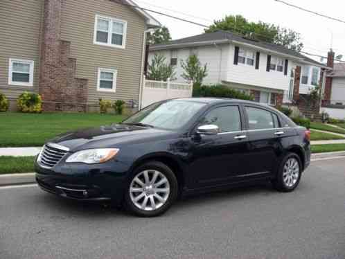 Chrysler 200 Series Limited (2013)