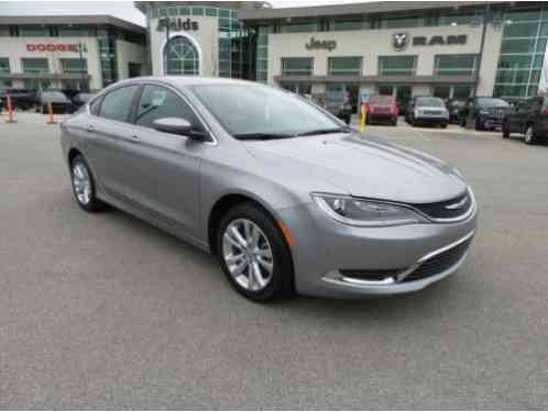 2015 Chrysler 200 Series