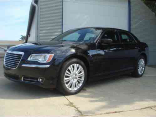 Chrysler 300 Series 300 (2013)