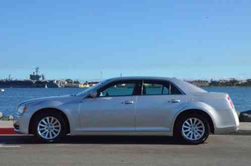 2012 Chrysler 300 Series