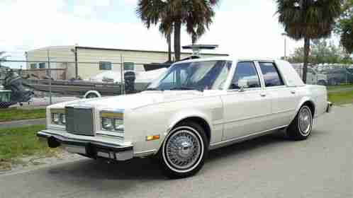 Chrysler New Yorker 5TH AVENUE (1987)