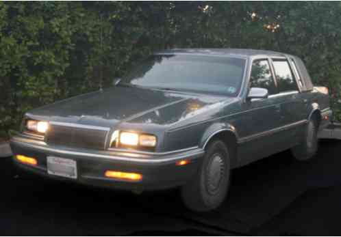 1993 Chrysler New Yorker 5th Avenue