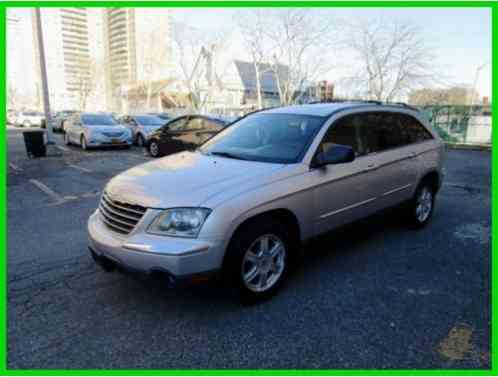 Chrysler Pacifica Touring AWD 4dr (2006)