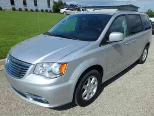 Chrysler Town & Country (2012)