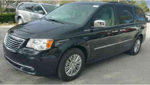 Chrysler Town & Country (2015)