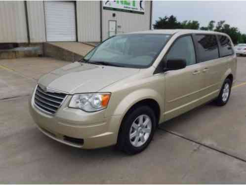 2010 Chrysler Town & Country