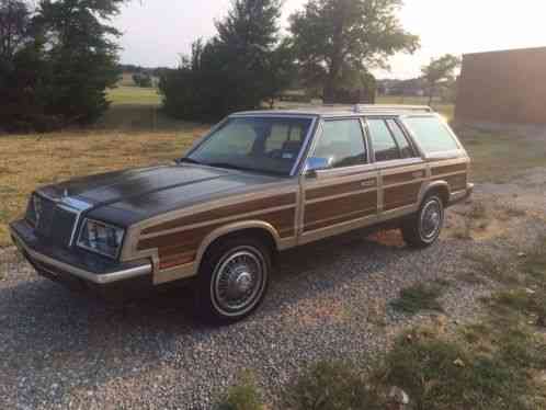 Chrysler Town & Country (1985)