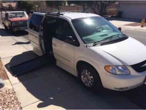 Chrysler Town & Country (2001)