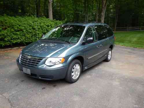 Chrysler Town & Country (2007)