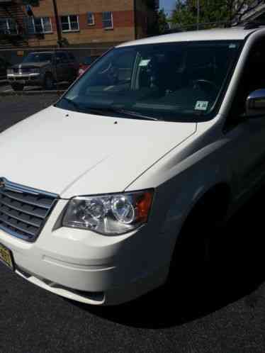 Chrysler Town & Country